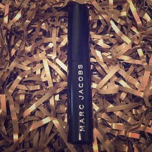MARC JACOBS Velvet Noir Major Volume Mascara